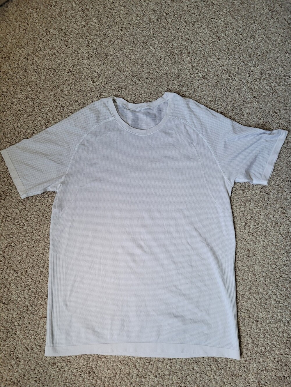 Lululemon Tshirt